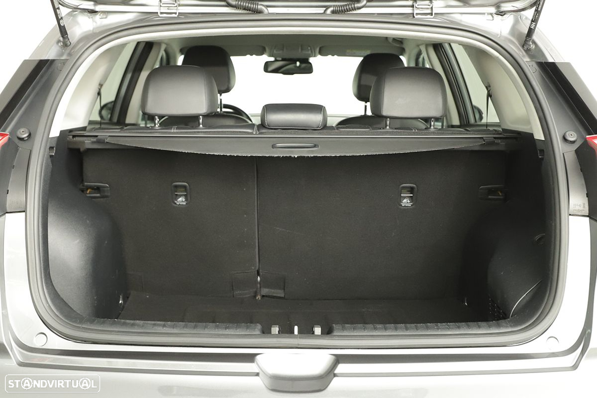 Kia Niro 1.6 GDi HEV - 23