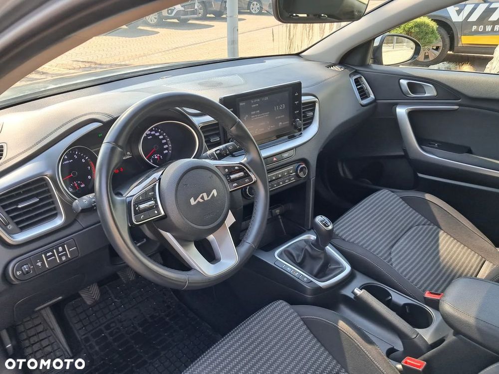 Kia Ceed 1.5 T-GDI M - 7