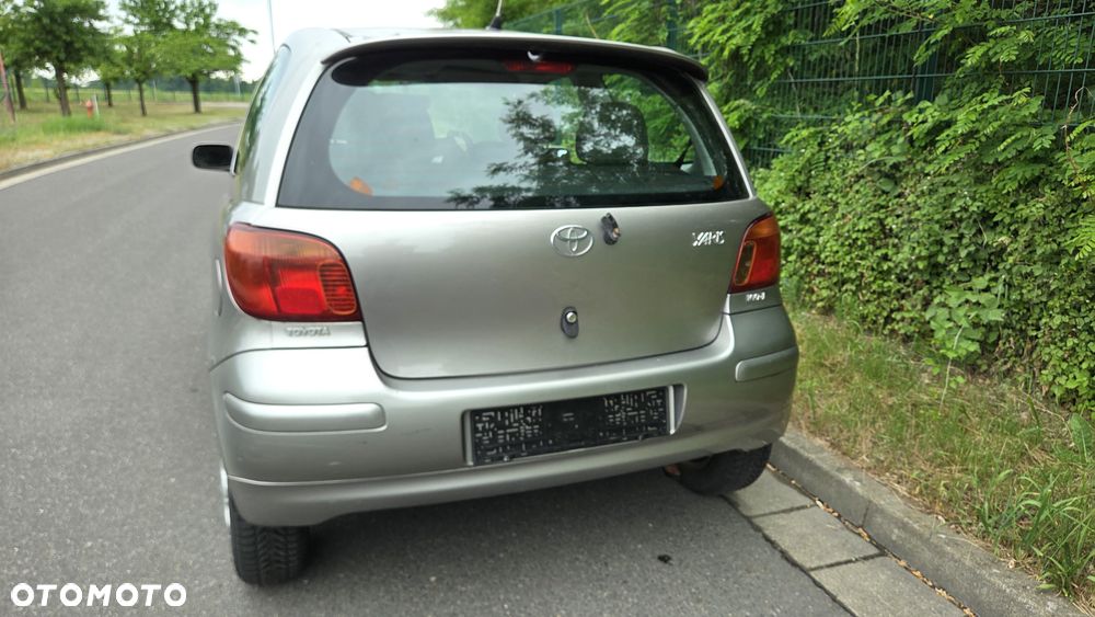 Toyota Yaris - 7