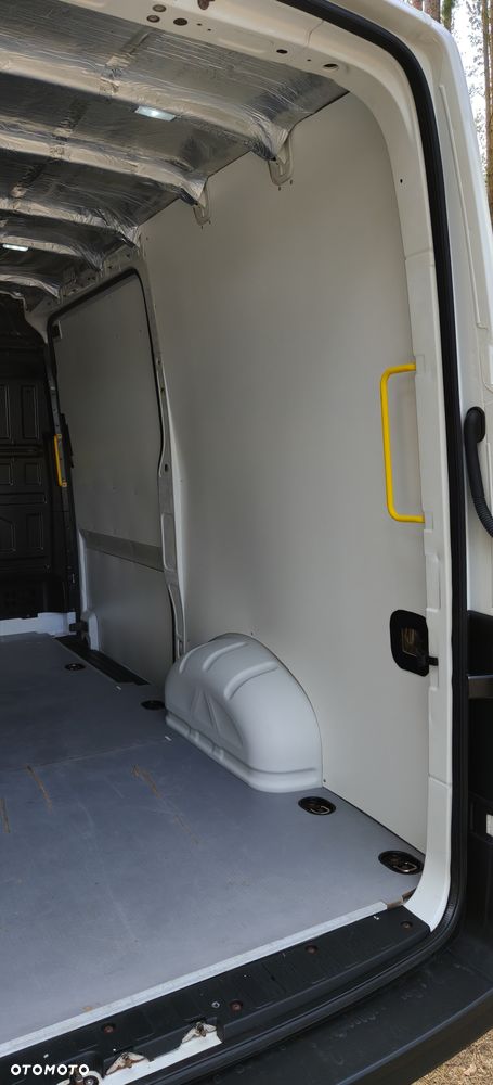 Volkswagen Crafter - 10