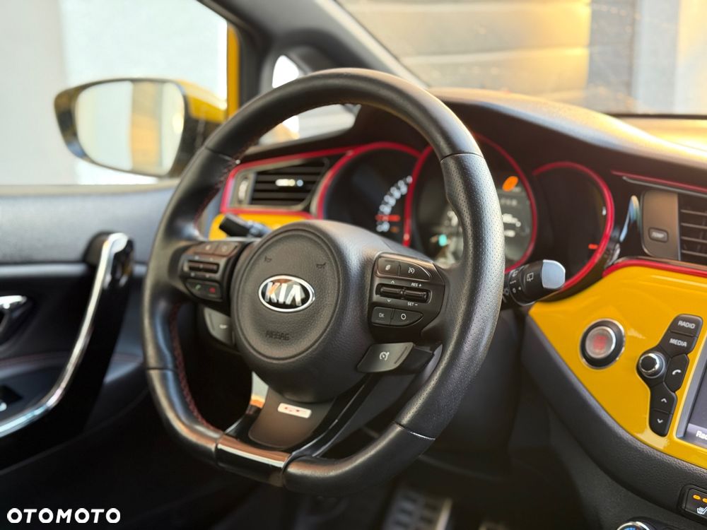 Kia Ceed 1.6 T-GDI GT-Track - 35