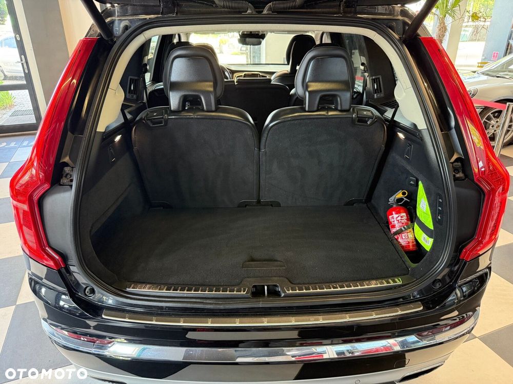 Volvo XC 90 - 11