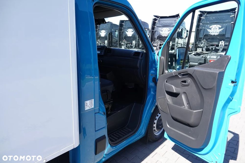 Renault MASTER / KONTENER / WINDA DHOLLANDIA - 750 KG / DMC: 3500 KG / SPROWADZONY - 35