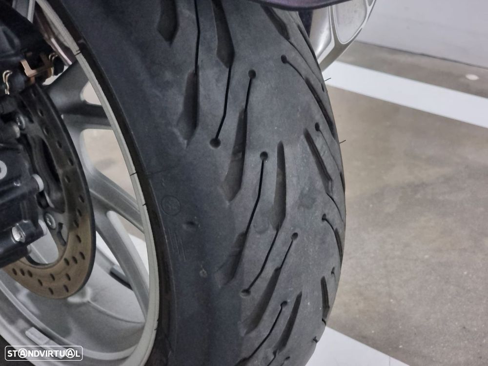BMW R 1250 RT 1250RT Alpinweiss - 14