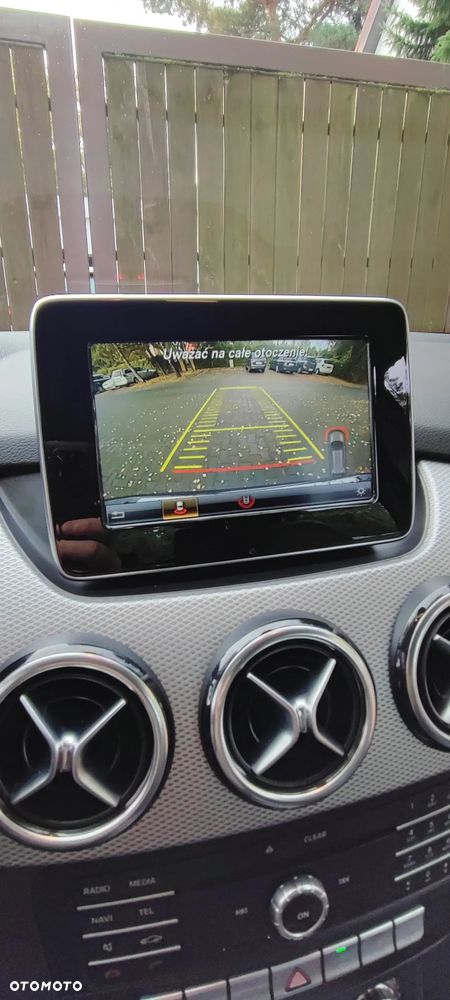 Mercedes-Benz Klasa B 200 7G-DCT Style - 25