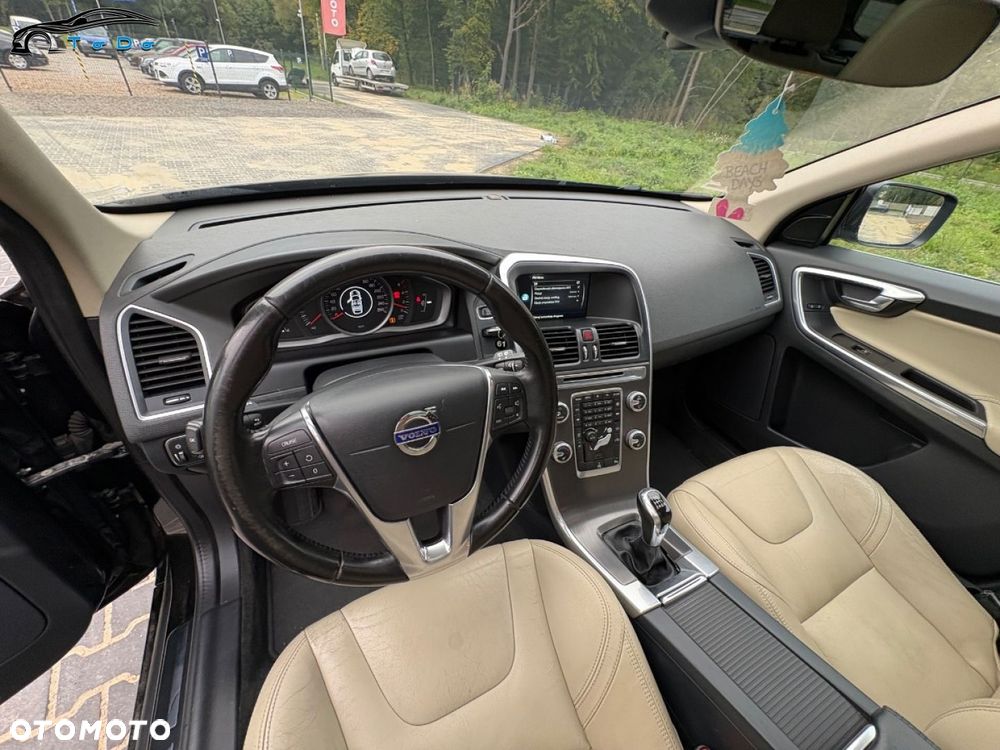 Volvo XC 60 D3 Momentum - 18
