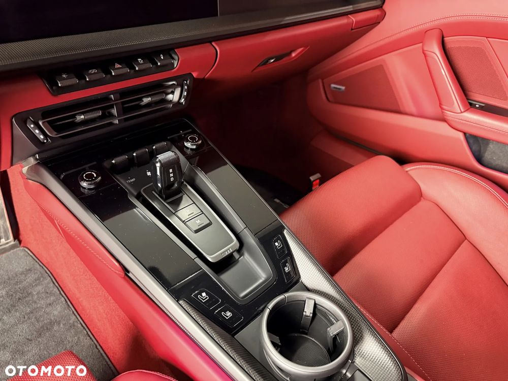 Porsche 911 - 22