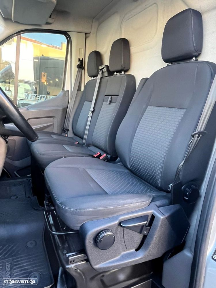 Ford Transit L2H2 2.0 TDCi Iva Dedutivel - 38