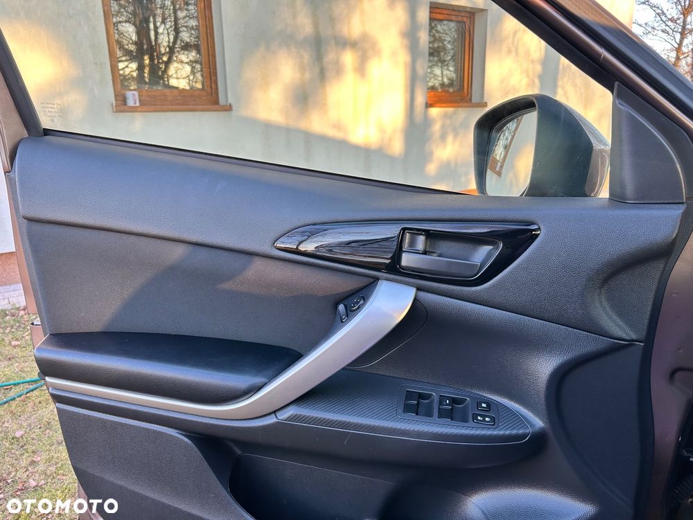 Mitsubishi Eclipse Cross - 14