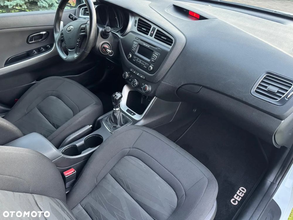 Kia Ceed - 18