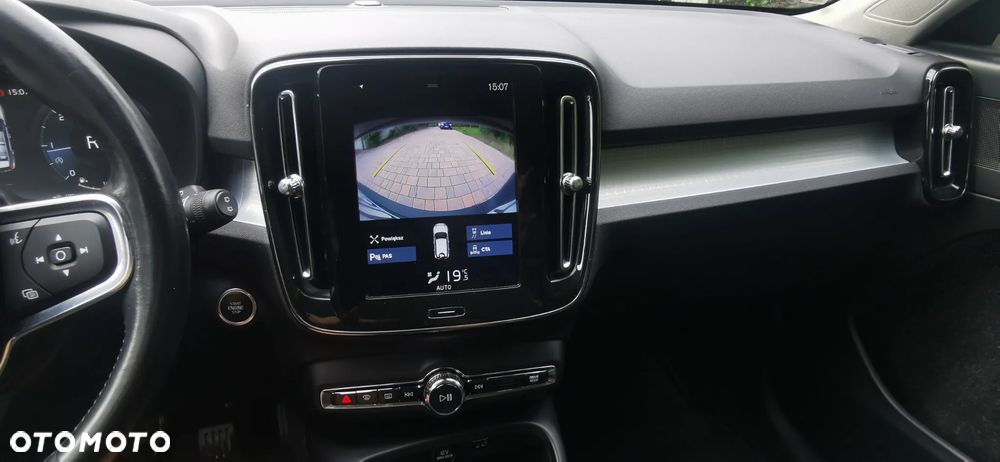 Volvo XC 40 D3 AWD Momentum - 14