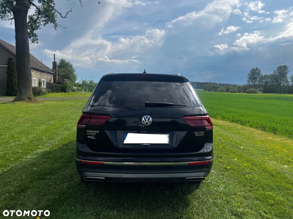 Volkswagen Tiguan Allspace 2.0 TDI SCR 4Motion DSG R-Line - 3