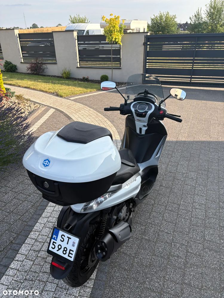 Piaggio Beverly - 15