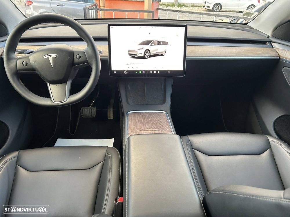 Tesla Model Y Tração Traseira - 28