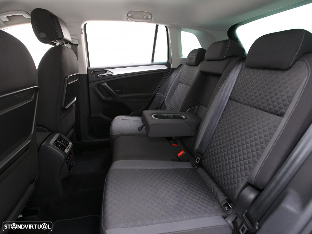 VW Tiguan 2.0 TDI Confortline - 11