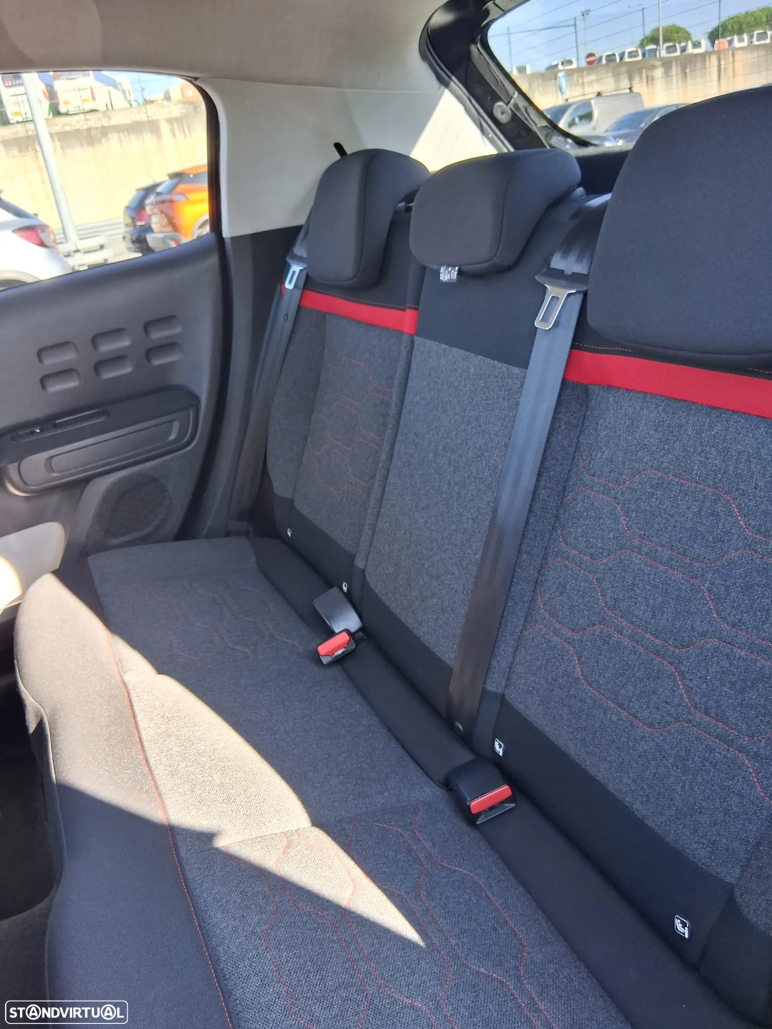Citroën C3 1.2 PureTech Shine - 7
