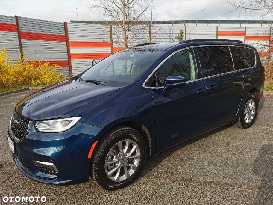 Chrysler Pacifica - 22