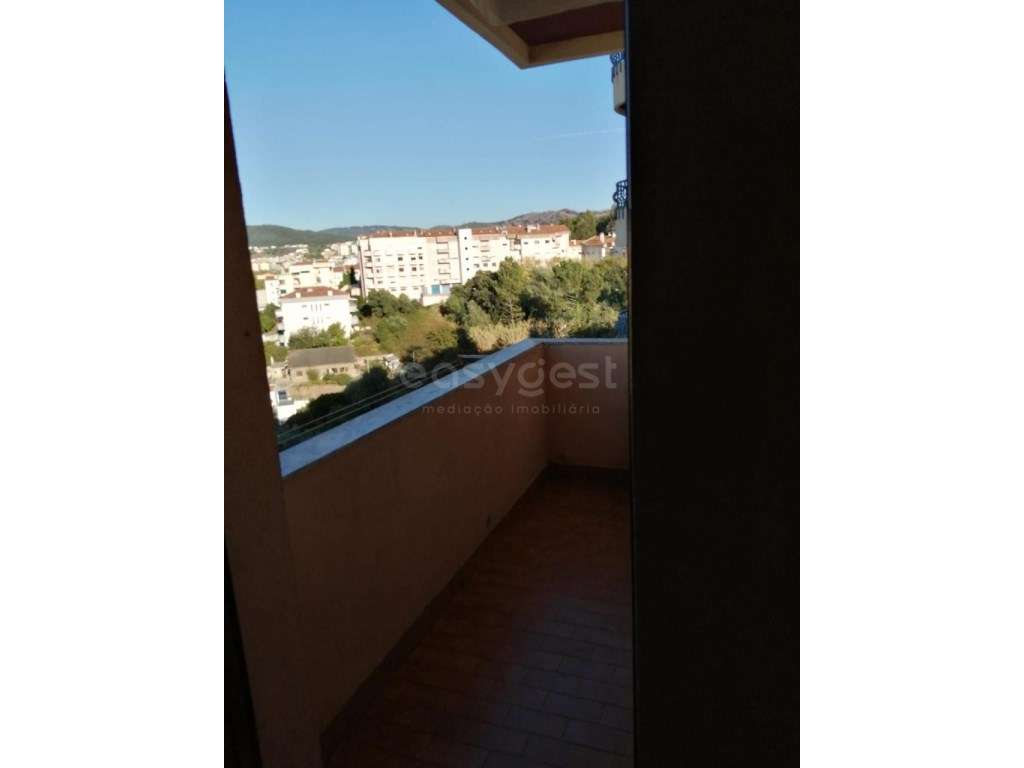 Apartamento T1, vista rio, situado na Quinta da Boavista, em Coimbra - Grande imagem: 5/12