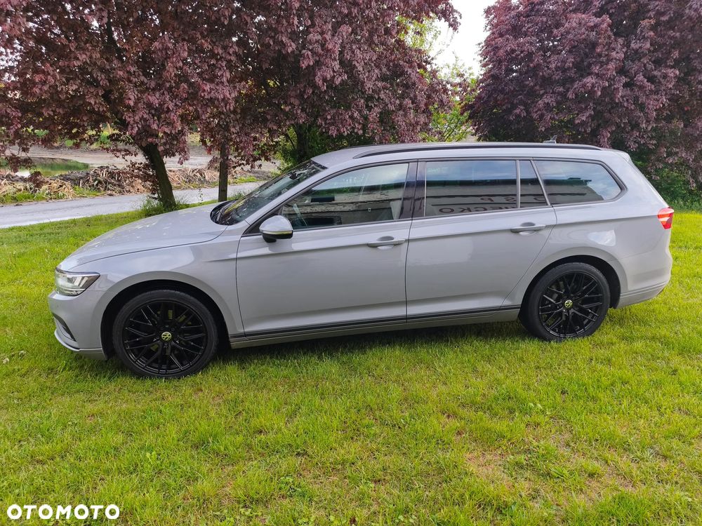 Volkswagen Passat 2.0 TDI EVO Elegance DSG - 3