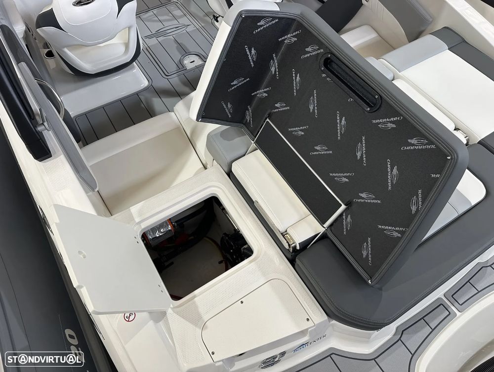Chaparral 21 SSI OB - 11