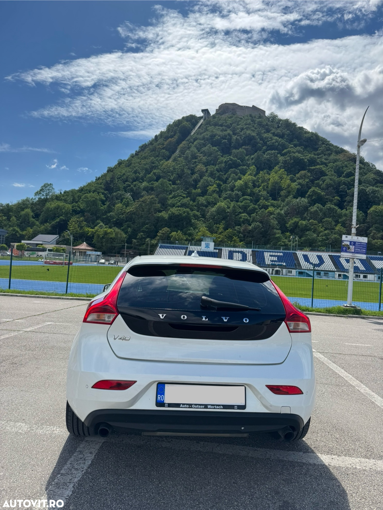 Volvo V40 - 4