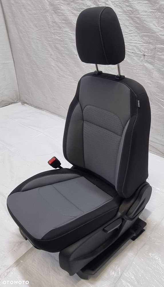 fotel lewy kierowcy Ford Kuga MK2 EUROPA - 3