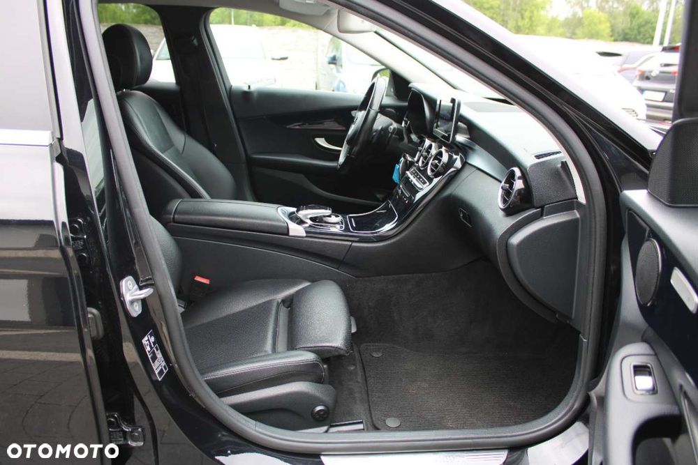 Mercedes-Benz Klasa C 200 (BlueTEC) d 7G-TRONIC Avantgarde - 23