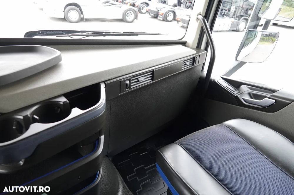 Volvo FH 460 / XXL / I-SHIFT / 2023 R / EURO 6 - 31