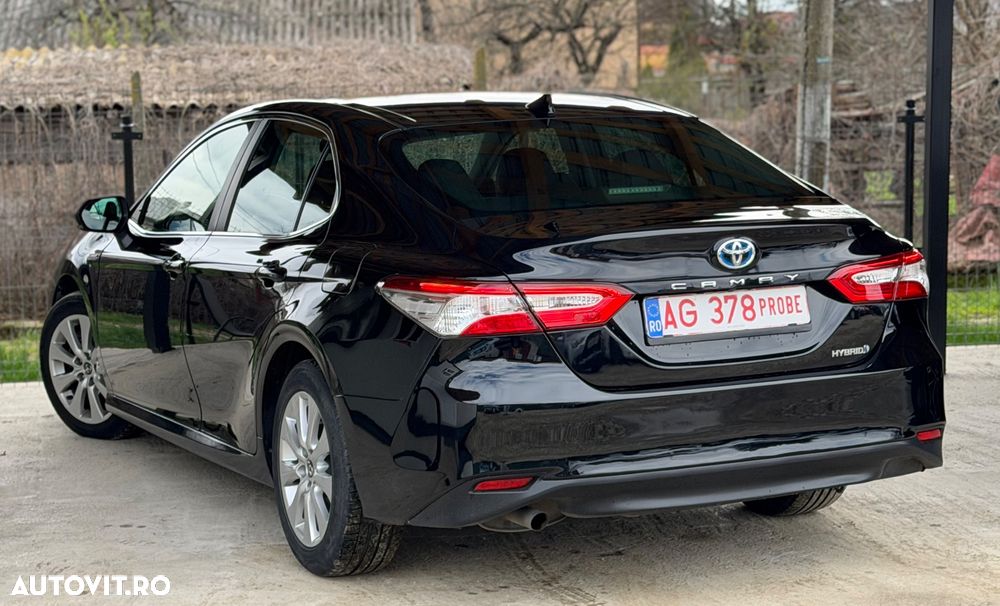 Toyota Camry Executive - 3