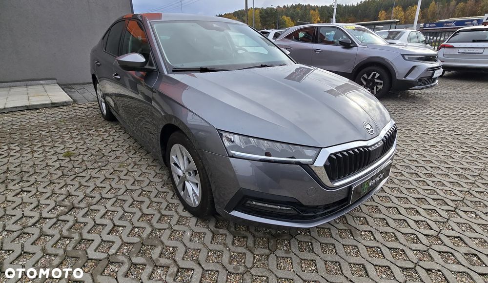 Skoda Octavia 1.5 TSI ACT Ambition - 4