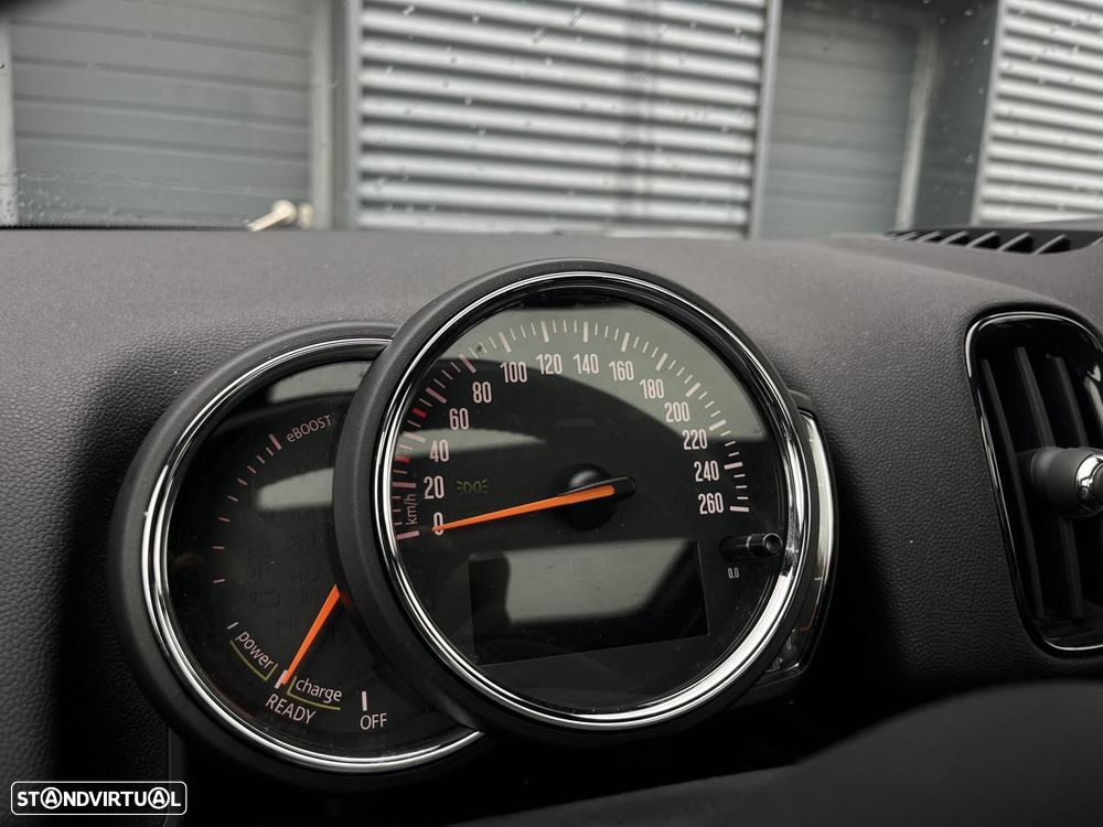 MINI Countryman Cooper SE ALL4 Auto - 13