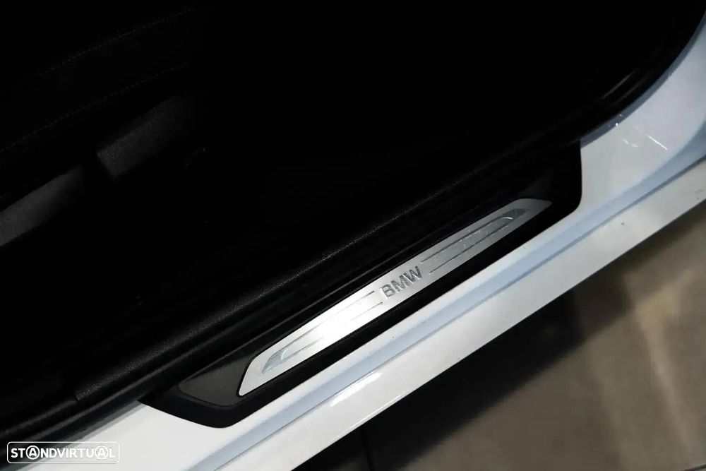 BMW 116 d EDynamics Line Sport - 12