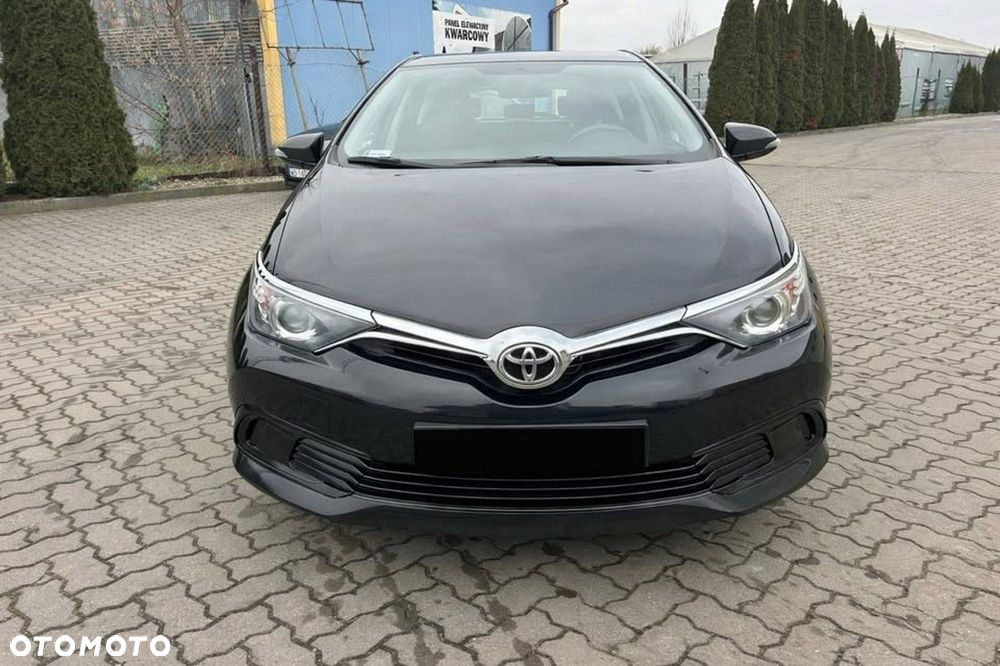 Toyota Auris 1.6 Comfort - 2