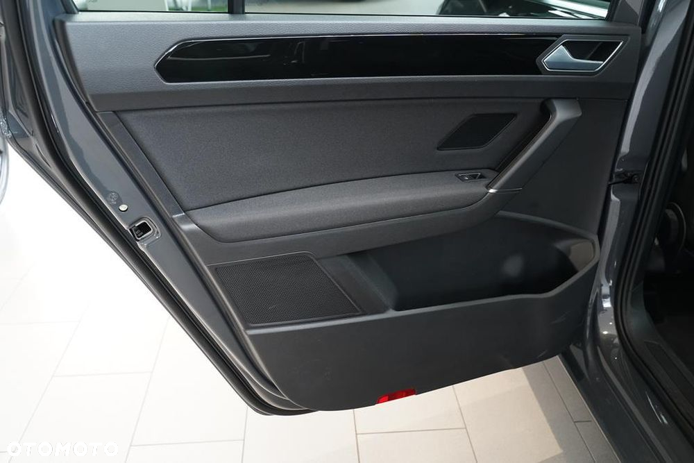 Volkswagen Touran 1.5 TSI EVO Highline DSG - 9