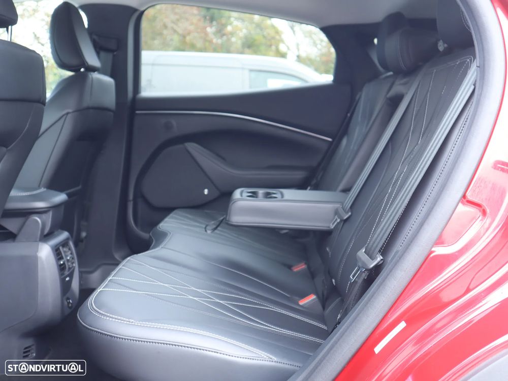 Ford Mustang Mach-E 75.7 kWh Base - 23