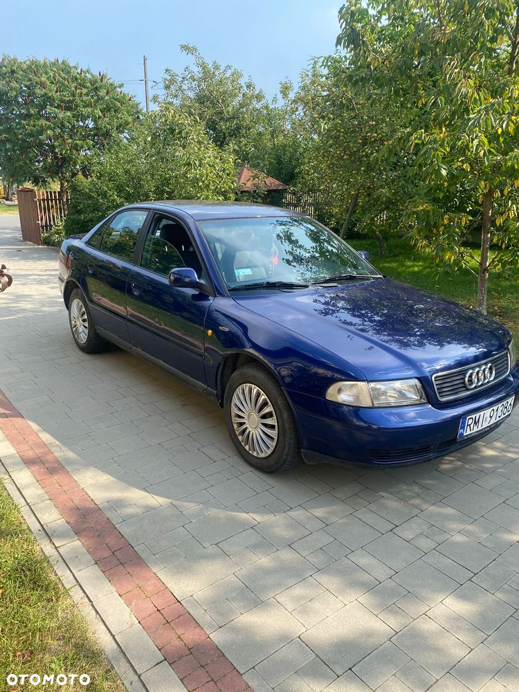 Audi A4 - 4