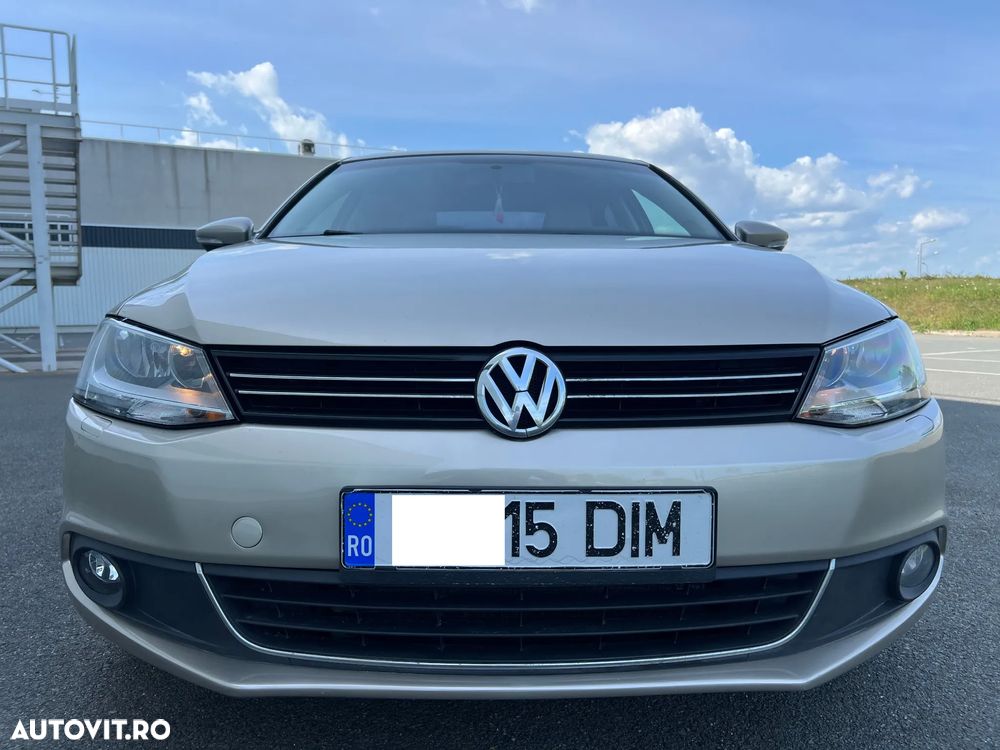 Volkswagen Jetta 2.0 TDI CR DPF Highline - 1