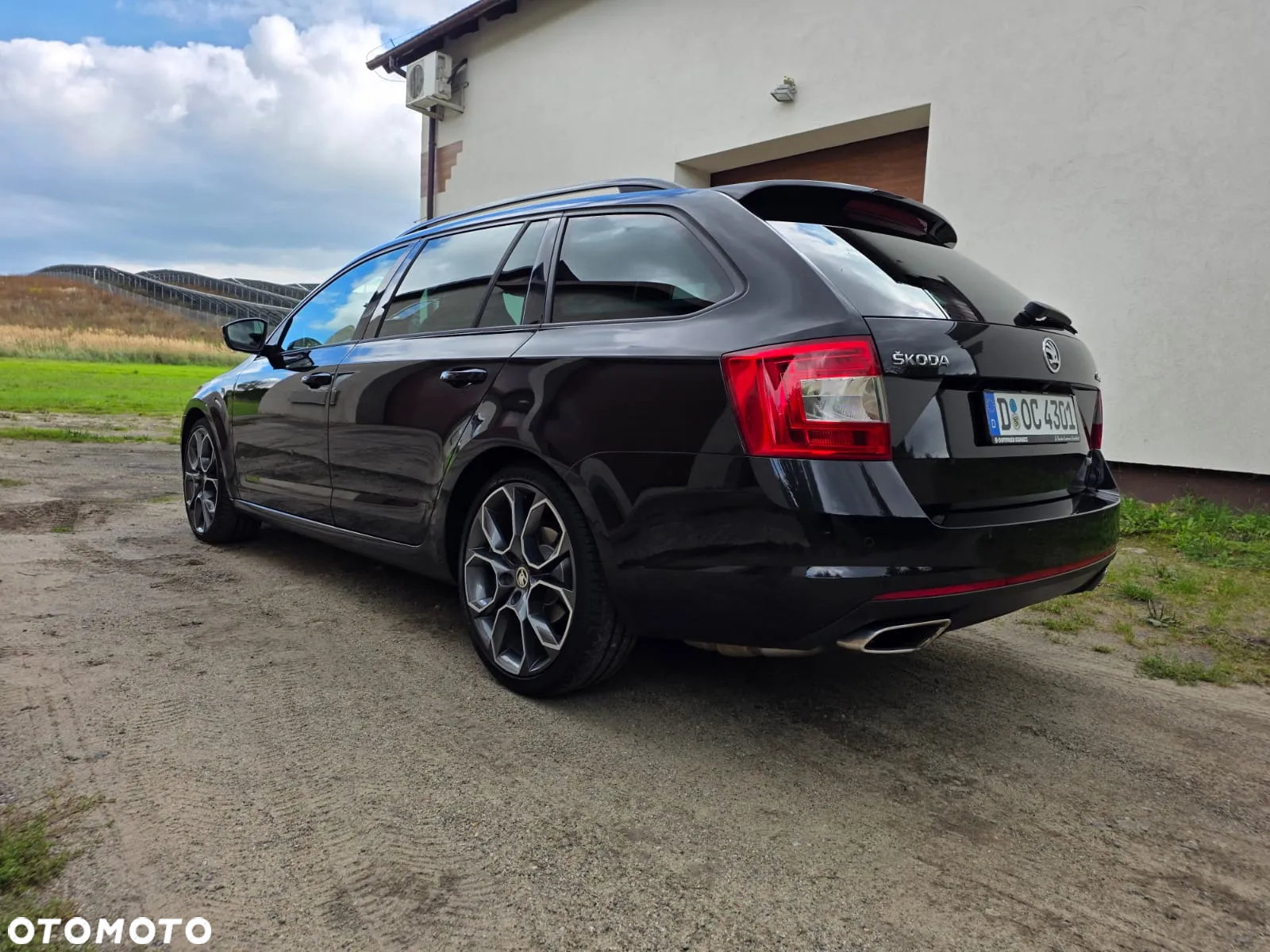 Skoda Octavia Combi 2.0 TDI (Green tec) DSG RS - 40