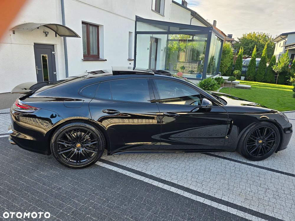 Porsche Panamera - 19