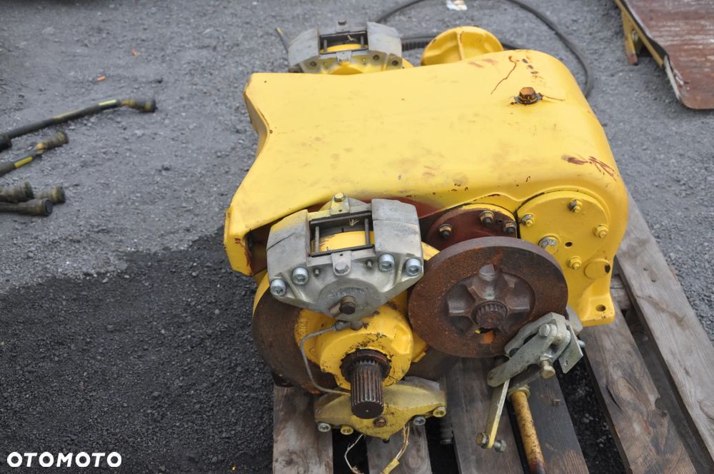 Hydromotor silnik skrzynia New Holland TX 65 66 67 68 - 12