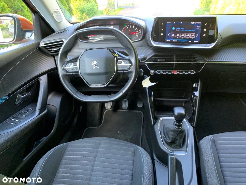 Peugeot 2008 - 14