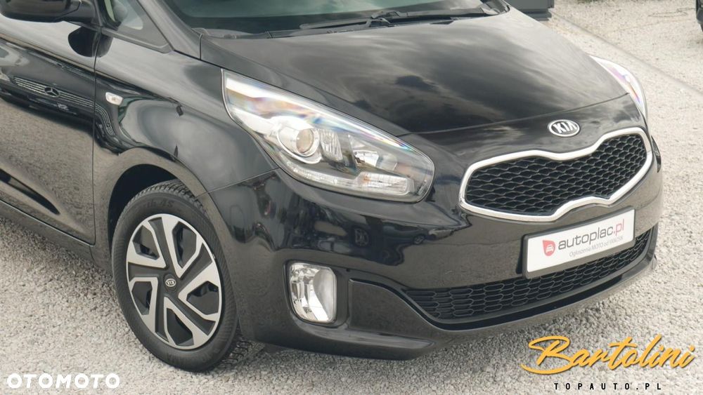 Kia Carens - 2