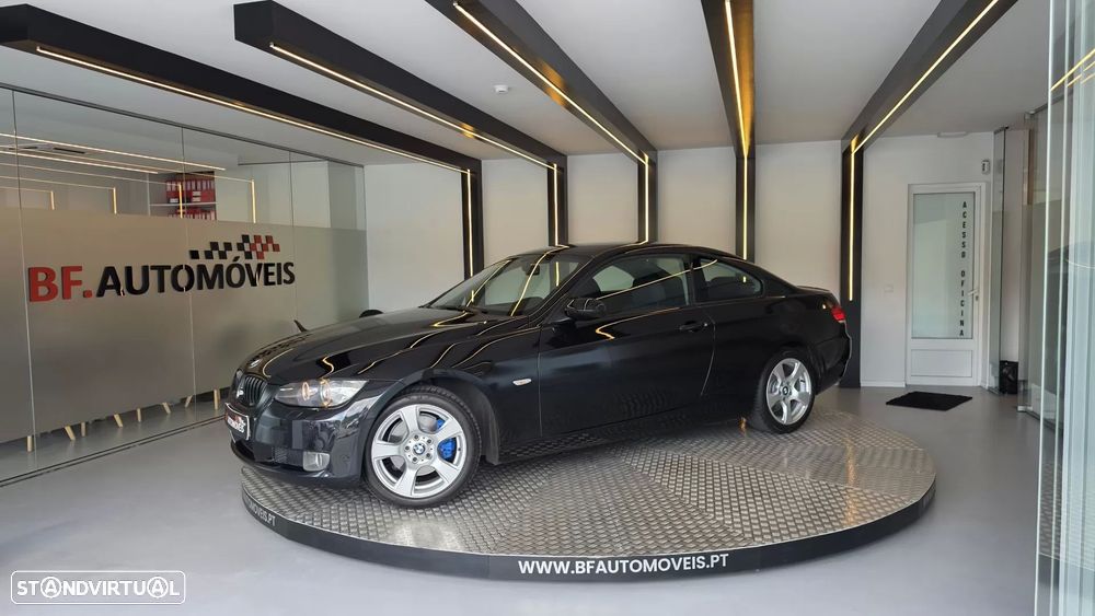 BMW 320 d Coupe - 14