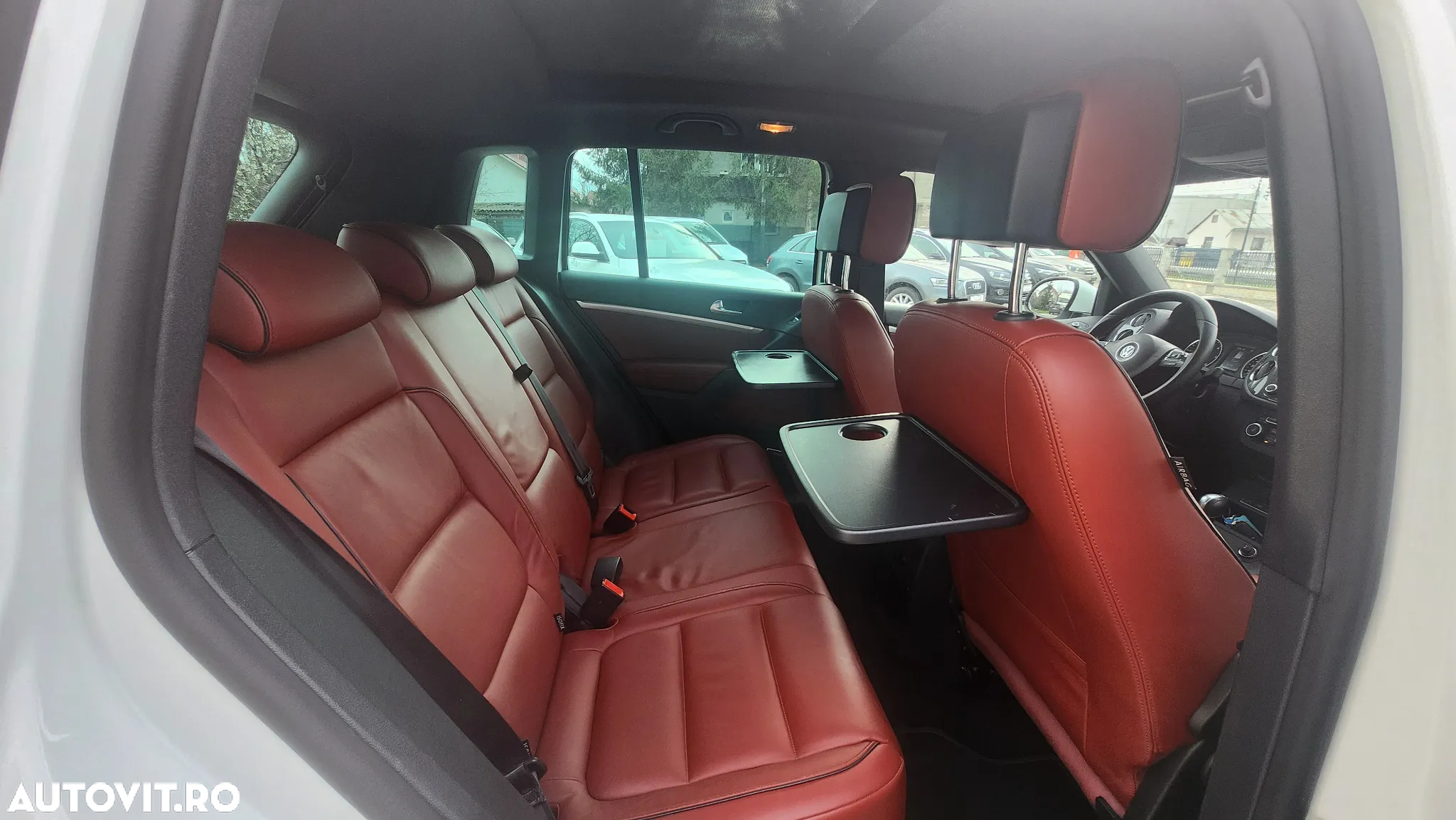 Volkswagen Tiguan 2.0 TDI DPF 4Motion BlueMotion Technology DSG Exclusive - 19