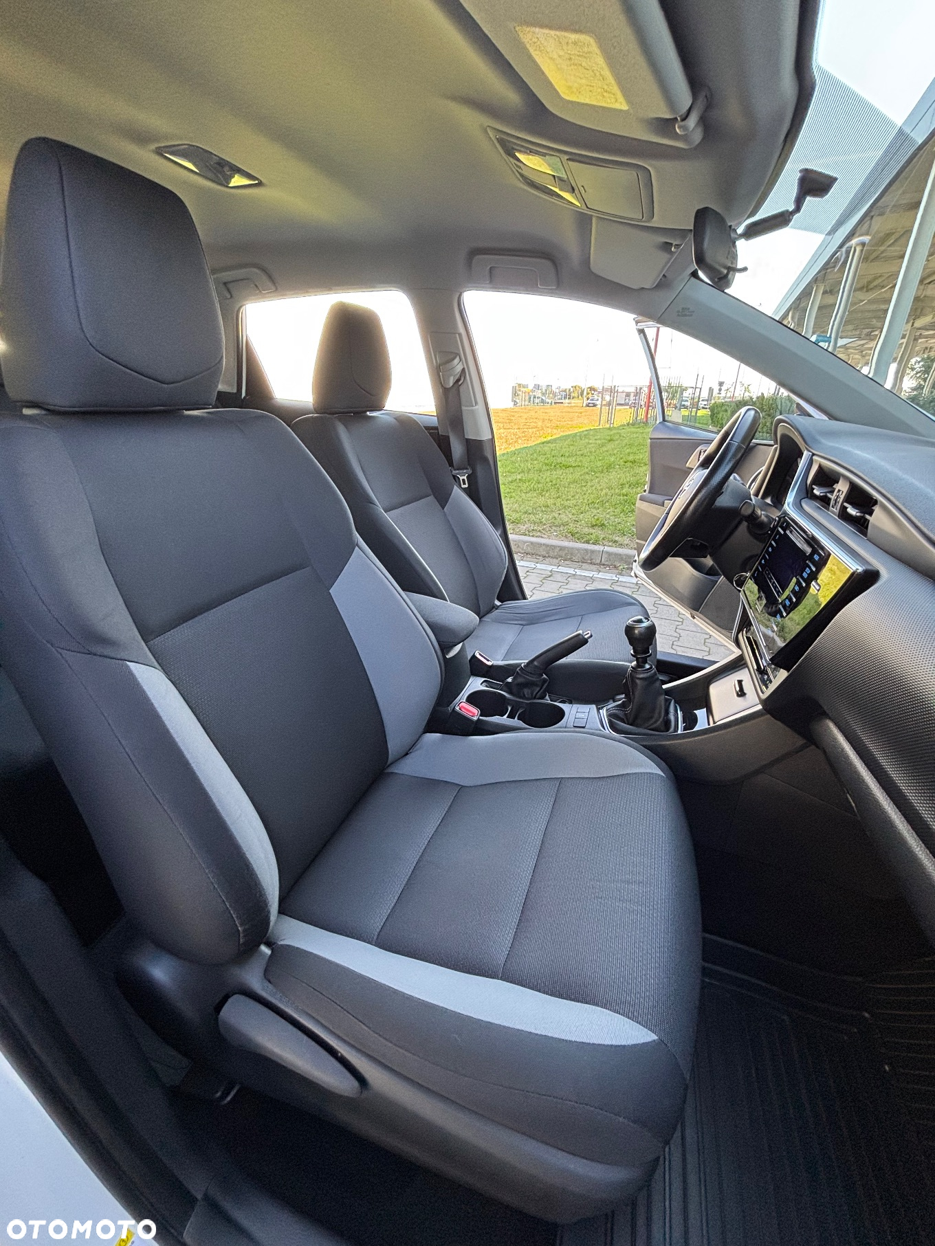 Toyota Auris 1.33 VVT-i Active - 10