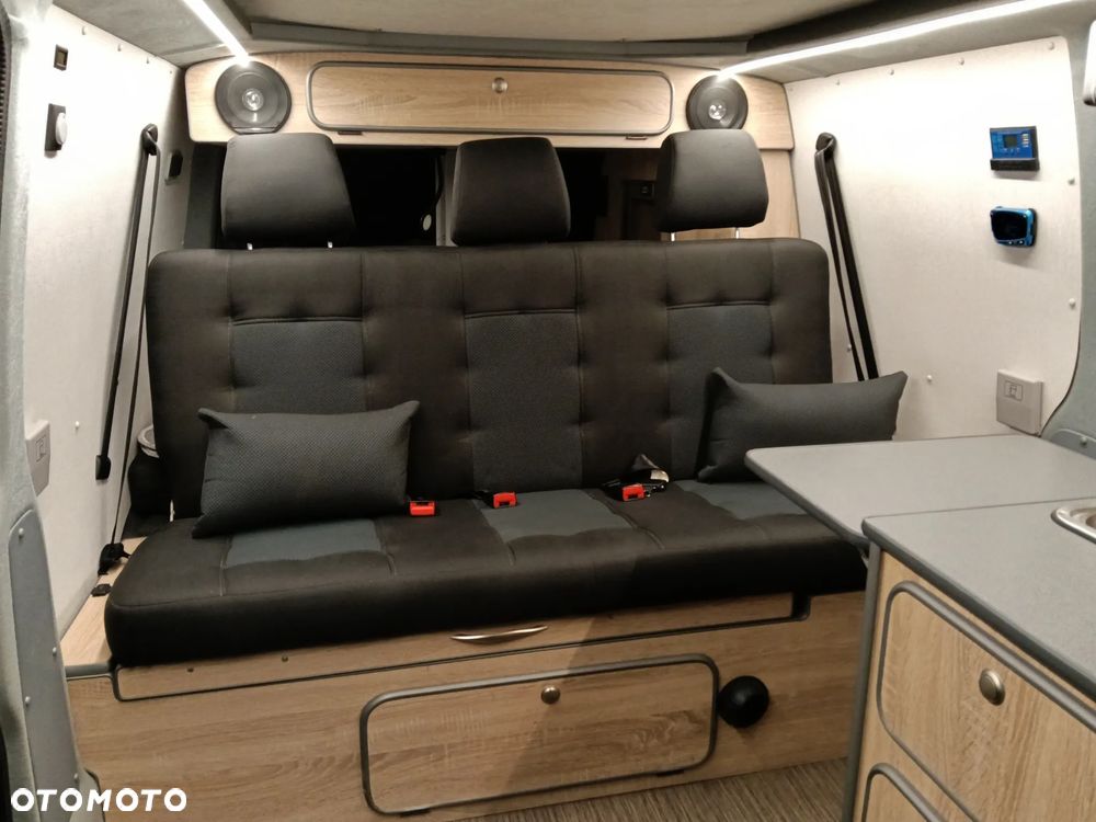 Volkswagen T6 - 6