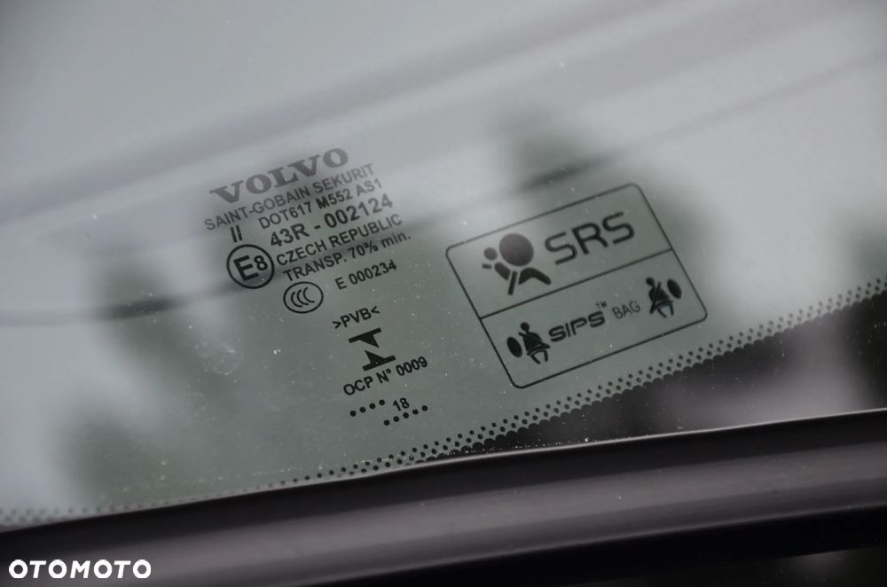 Volvo V60 D2 Momentum - 30