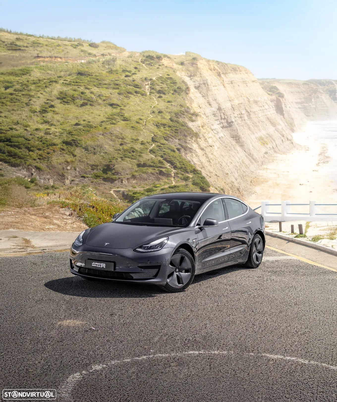 Tesla Model 3 Standard Range Plus RWD - 1