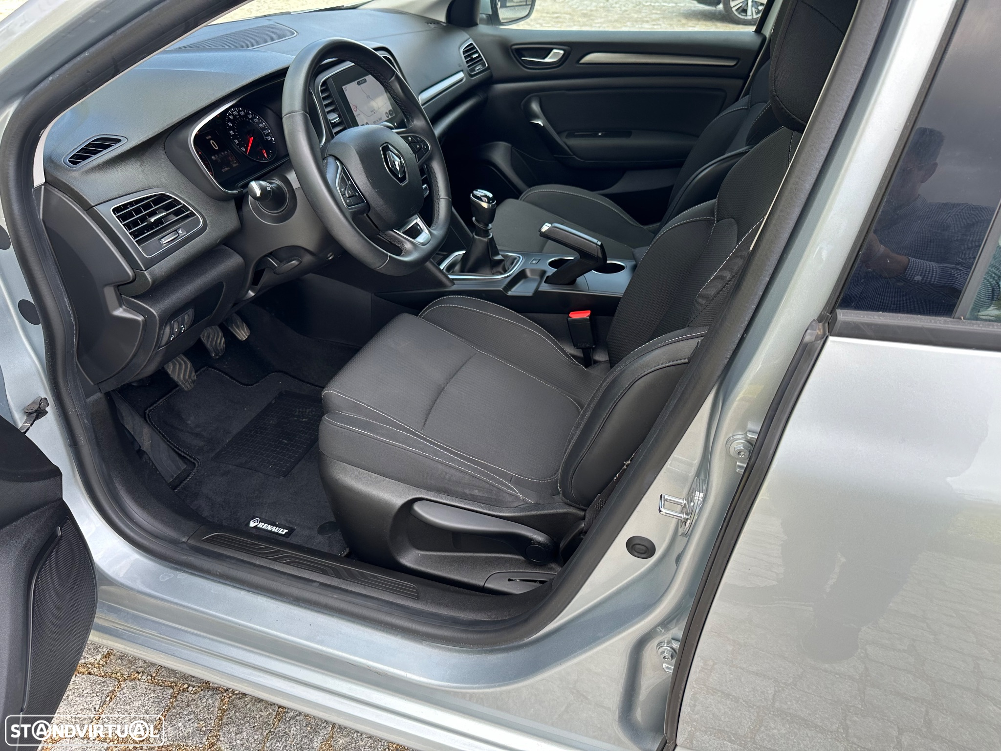 Renault Mégane 1.5 Blue dCi Limited - 7