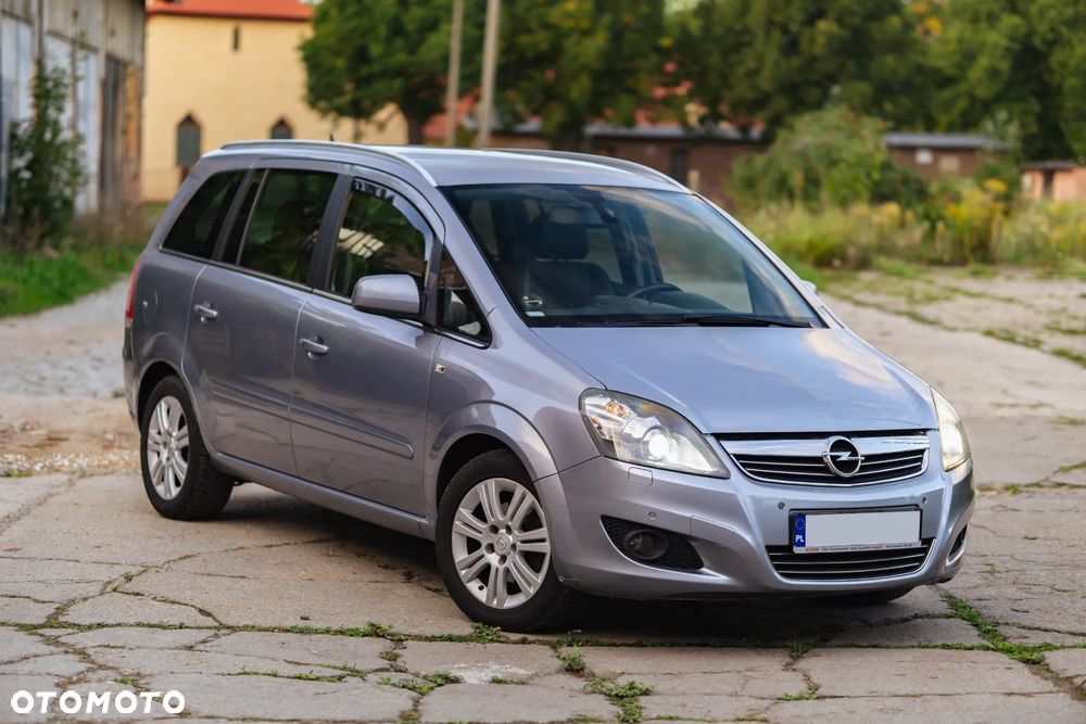 Opel Zafira 1.8 Sport - 4